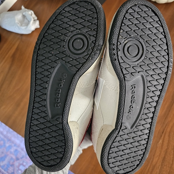 Reebok Street Fighter x Club C 85 Ryu Shoes Size 6 Women / 4.5 Men NWT - Picture 6 of 11